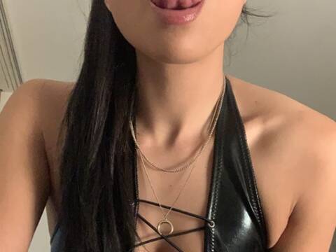 Thedevilgirl21